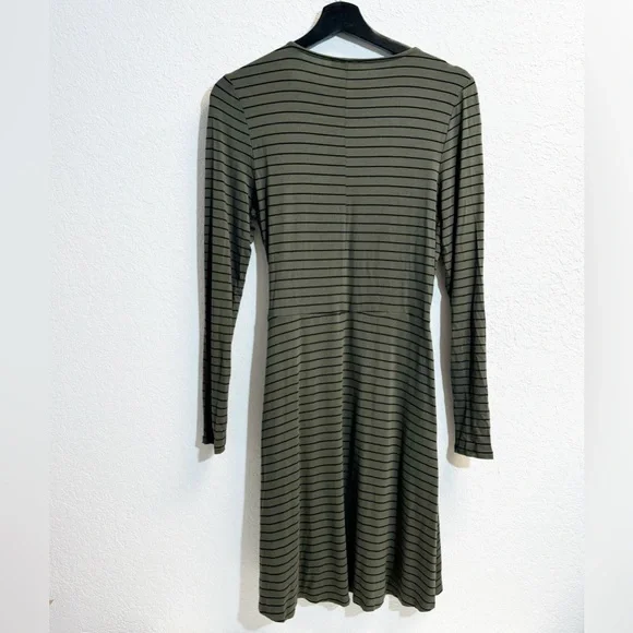 Express Green Stripe V neck mock wrap dress Womans SM - Picture 6 of 8